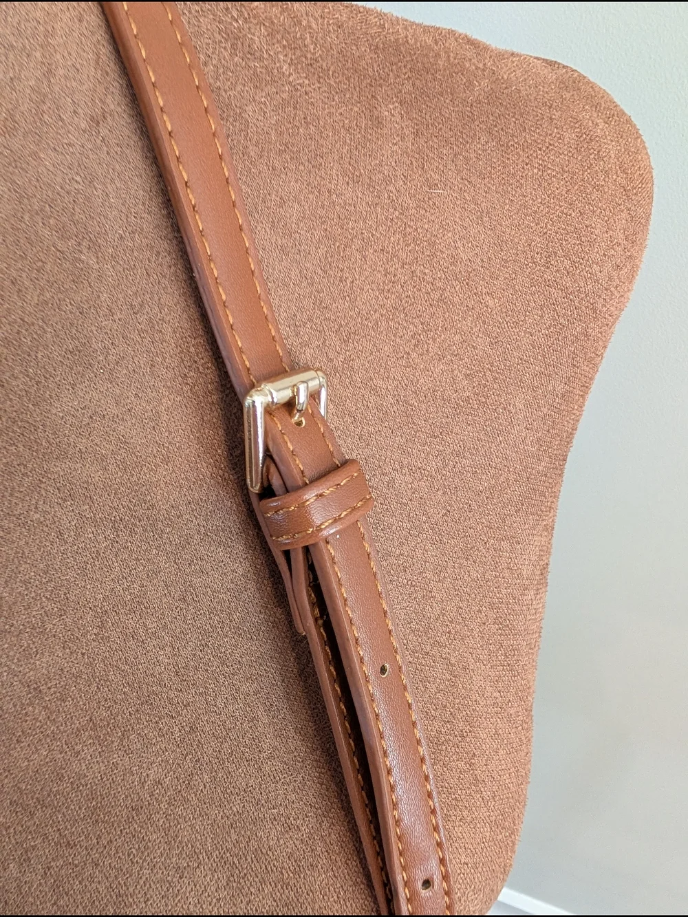 Urban Expressions Brown Croc-Embossed Crossbody Bag